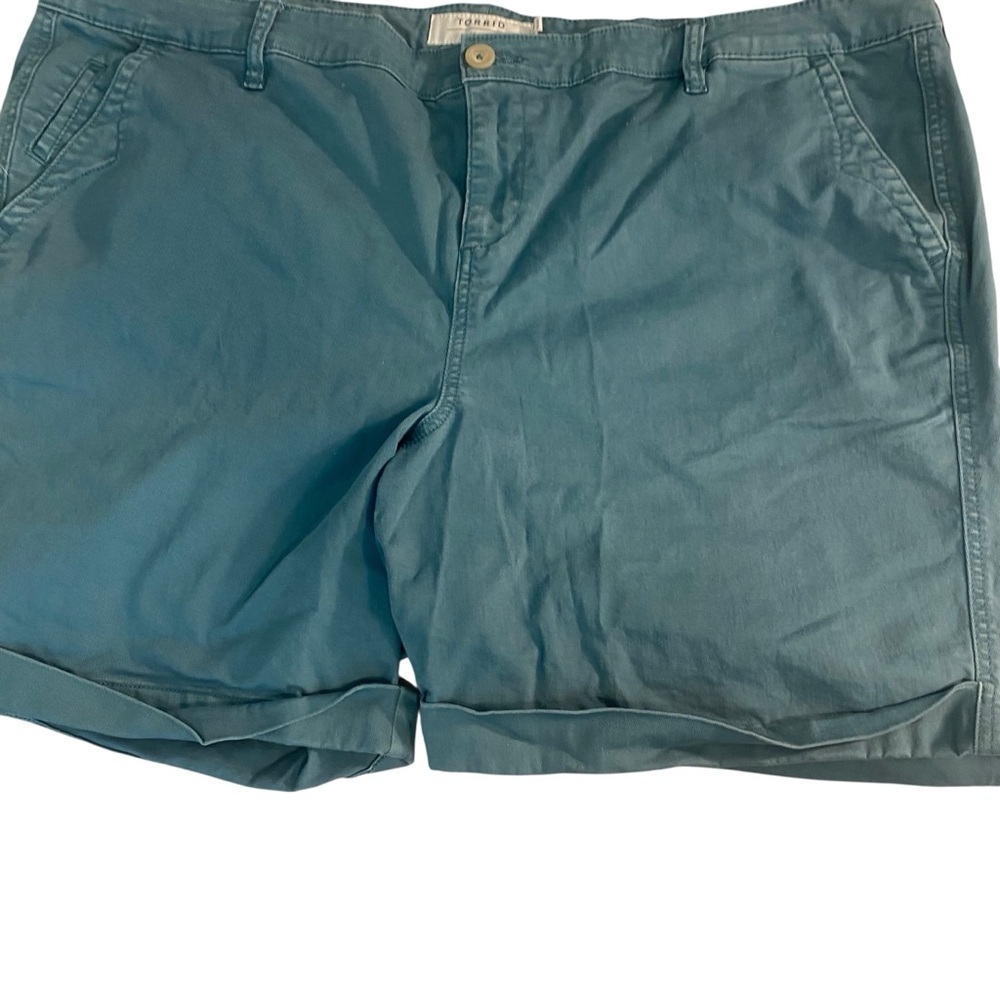 Torrid Cuffed 7” Inseam Teal Women's Shorts Sz 24